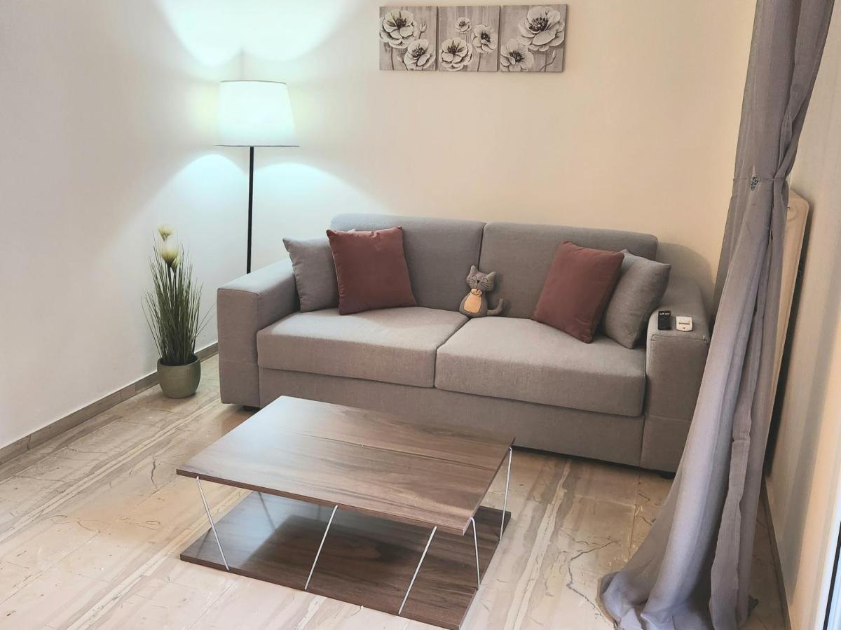 Cute Nikis Apartment Vipgreece Athen Eksteriør billede