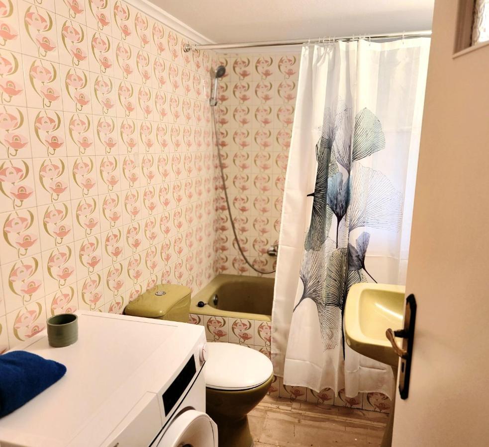 Cute Nikis Apartment Vipgreece Athen Eksteriør billede